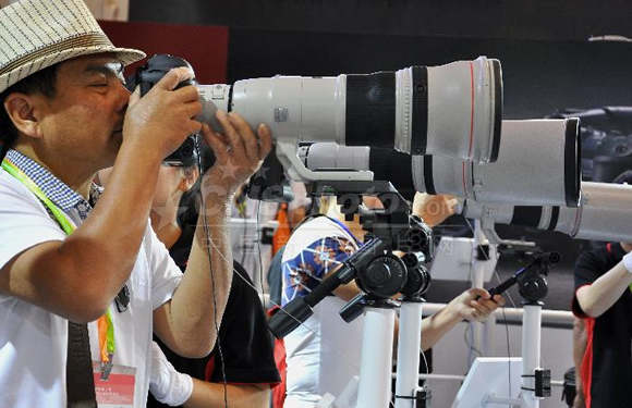 第十七届中国国际摄影器材和数码影像展在上海开幕